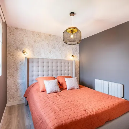 Apartment B10