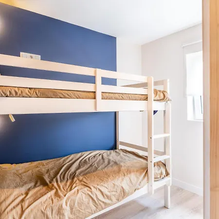 B10 Apartment *